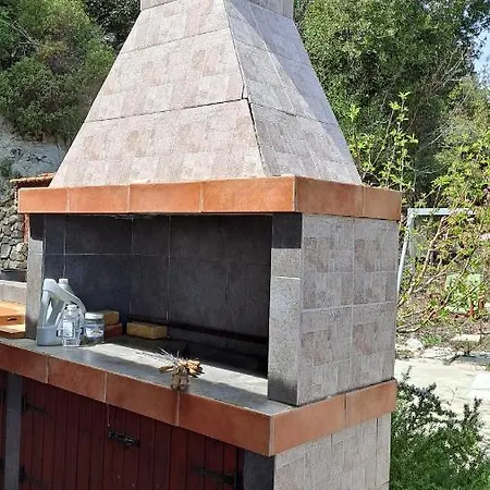 Mountain View 2br House With Garden & Free Parking Ioannis Ylation Saranti * Nikósie