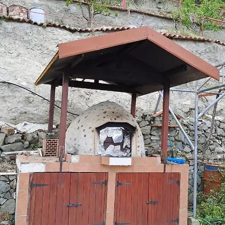 Vakantiehuis Mountain View 2br House With Garden & Free Parking Ioannis Ylation Saranti Nicosia