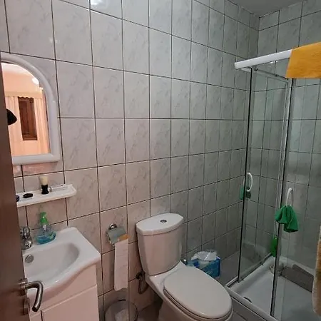 Mountain View 2br House With Garden & Free Parking Ioannis Ylation Saranti Vakantiehuis Nicosia