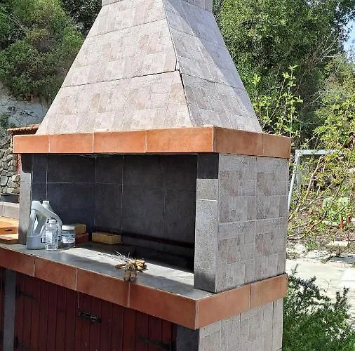 Mountain View 2br House With Garden & Free Parking Ioannis Ylation Saranti * Nicosia