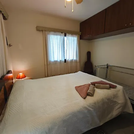 Дом отдыха Mountain View 2br House With Garden & Free Parking Ioannis Ylation Saranti