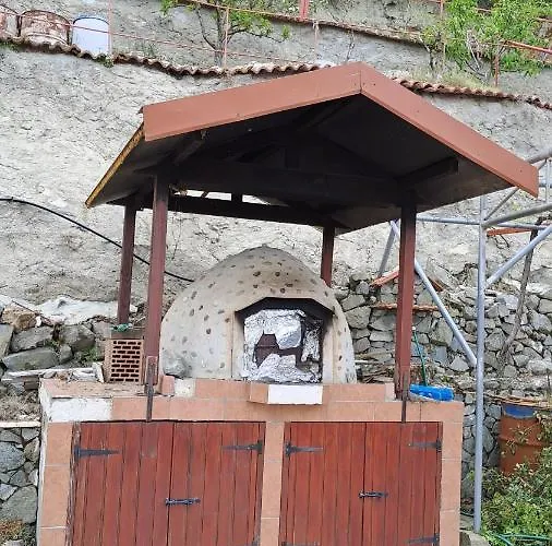 Дом отдыха Mountain View 2br House With Garden & Free Parking Ioannis Ylation Saranti Никосия